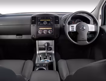 Передня панель Nissan Pathfinder [South Africa] (R51) '2010–14