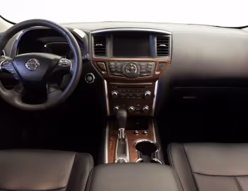 Передня панель Nissan Pathfinder [Latam] (R52) '2017–20
