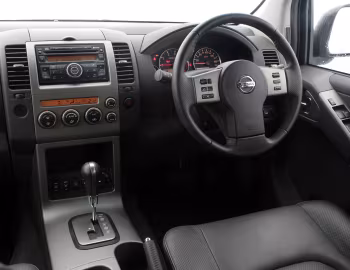 Передня панель Nissan Pathfinder [South Africa] (R51) '2004–10