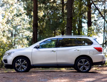 Nissan Pathfinder [Latam] (R52) '2017–20