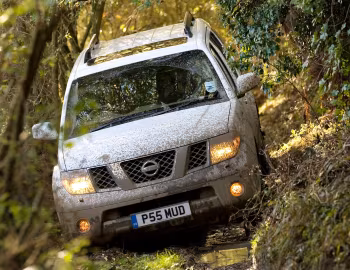 Nissan Pathfinder [UK-spec] (R51) '2004–10