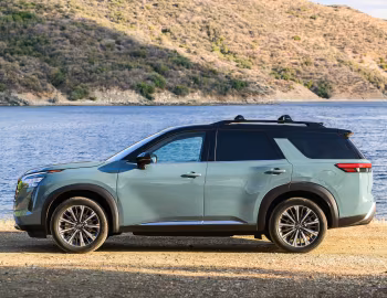2026 Nissan Pathfinder Platinum AWD [North America] '2025–pr.