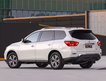Nissan Pathfinder ST [Australia] (R52) '2017–21