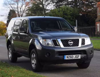 Nissan Pathfinder Van [UK-spec] (R51) '2010–14