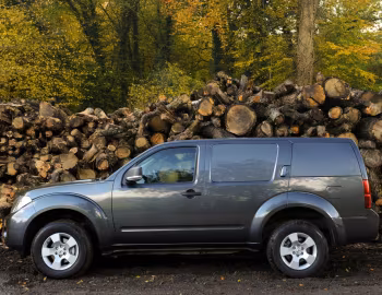Nissan Pathfinder Van [UK-spec] (R51) '2010–14