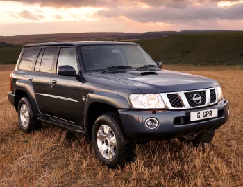 Nissan Patrol GU ST 5-door [UK-spec] (Y61) '2004–10