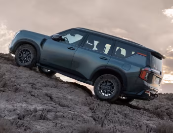 Nissan Patrol Pro-4X [Middle East] (Y63) '2025–pr.