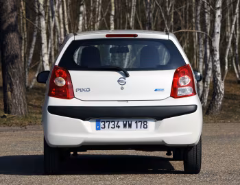 Nissan Pixo '06.2009–10.2013
