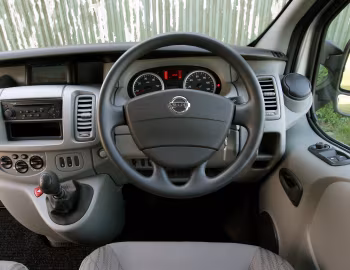 Торпедо Nissan Primastar [UK-spec] '2006–14