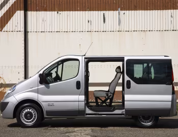 Nissan Primastar [UK-spec] '2006–14