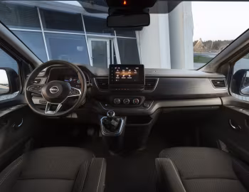Panneau avant Nissan Primastar Combi LWB [EU-spec] '2021–pr.