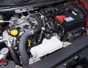 Sous la capuche Nissan Pulsar [UK-spec] '07.2014–18
