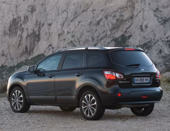 Nissan Qashqai+2 [Worldwide] (J10) '2009–14