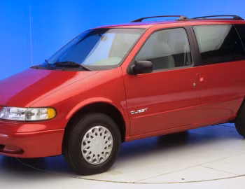 1996–98 Nissan Quest XE [North America] (V40) '1995–98