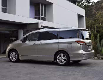 2011–17 Nissan Quest [North America] (E52) '12.2010–16