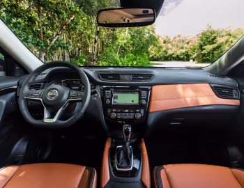 Front Panel 2017–20 Nissan Rogue [North America] (T32) '2016–20