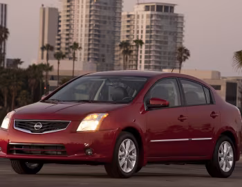 2010–12 Nissan Sentra [North America] (B16) '2009–12