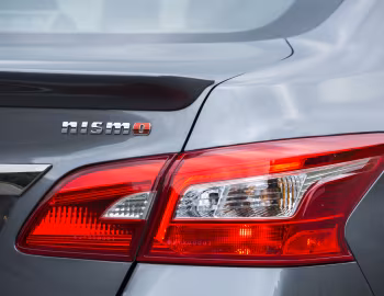 2018–19 Nissan Sentra Nismo [Mexico] (B17) '2017–19