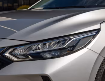 Nissan Sentra Advance [Latam] '2023–24
