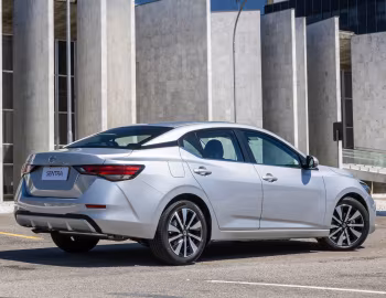 Nissan Sentra Advance [Latam] '2023–24