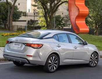 Nissan Sentra Advance [Latam] '2023–24