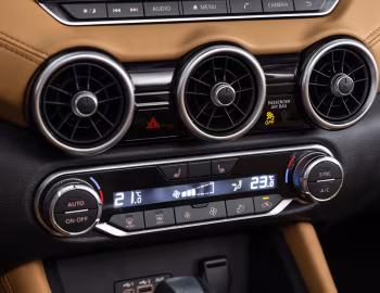 Intérieur Nissan Sentra Exclusive [Latam] '2023–24