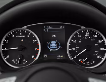 Dashboard 2016–19 Nissan Sentra SR [North America] (B17) '2015–19
