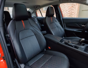 Intérieur 2026 Nissan Sentra SR [North America] (B19) '2025–pr.
