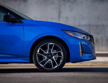 2024–pr. Nissan Sentra SR [North America] '2023–pr.