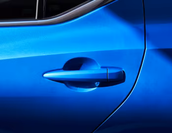 2020–23 Nissan Sentra SR [North America] '2020–23