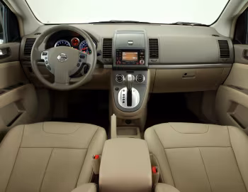 Тарпеда Nissan Sentra "Unique" [Brazil] (B16) '09.2011