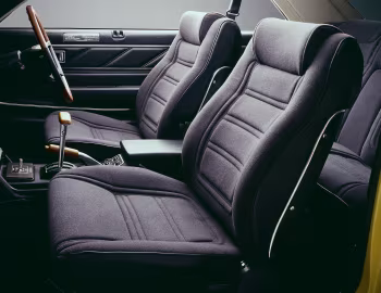 Інтер'єр Nissan Skyline 2000GT-E X-Type Hardtop (KHGC210) '1977–79