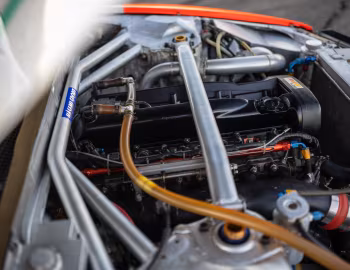 Under The Hood Hasemi Motor Sport Nissan Skyline GT-R JGTC (BNR32) '1994