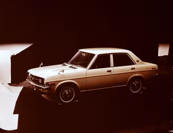 Datsun Sunny 1400DX 4-door Sedan (B110) '04.1970–05.1973