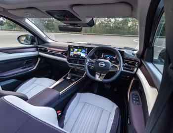 Передня панель Nissan Tekton [India] '2026
