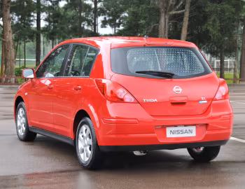 Nissan Tiida Hatchback [Brazil] (C11) '2008–10
