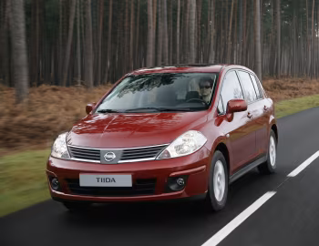 Nissan Tiida Hatchback [EU-spec] (C11) '2007–10