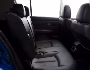 Интерьер Nissan Tiida Hatchback [EU-spec] (C11) '2007–10