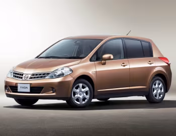 Nissan Tiida Hatchback [Japan] (C11) '01.2008–06.2012