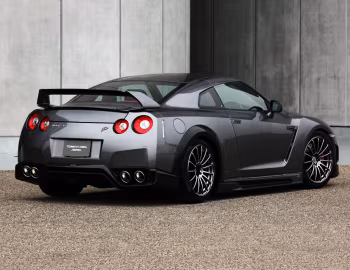Tommykaira Nissan GT-R Ebbrezza-R (R35) '2010–13