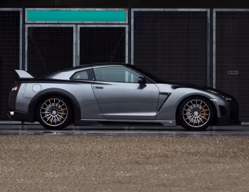Tommykaira Nissan GT-R Ebbrezza-R (R35) '2010–13