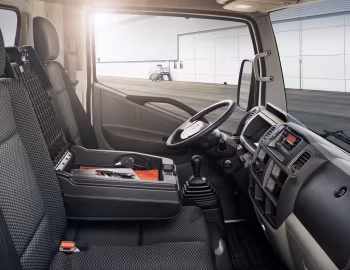 Интерьер Nissan NT400 Cabstar '2014–н.в.