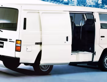 Nissan Urvan Panel Van (E24) '1986–95