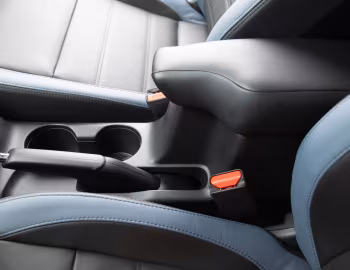 Интерьер Nissan Versa [Latam] '2023–н.в.