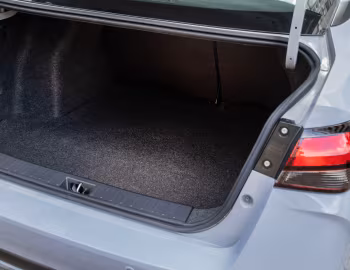 Багажник Nissan Versa [Latam] '2023–н.в.