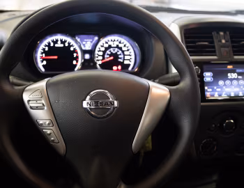 Интерьер Nissan V-Drive [Latam] '2020–н.в.