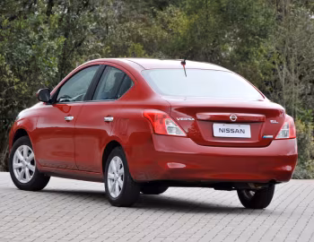 Nissan Versa [Brazil] (B17) '2011–15