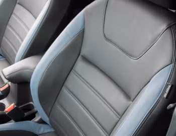 Интерьер Nissan Versa [Latam] '2023–н.в.