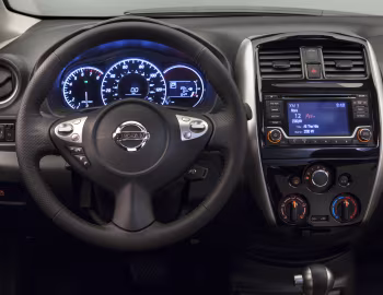 Front Panel 2015–16 Nissan Versa Note SR [North America] (E12) '2014–16