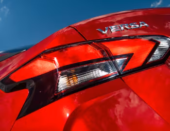 Nissan Versa Exclusive [Latam] '2020–22